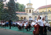 Filharmonija mladih održala koncert u Banji Koviljači filharmonija mladih u banji koviljaci