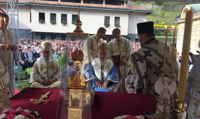 Patrijarh Irinej služio molitvu povodom sedam vekova manastira Tronoše