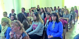 Pevam danju, pevam noću – Pisma Mini Karadžić